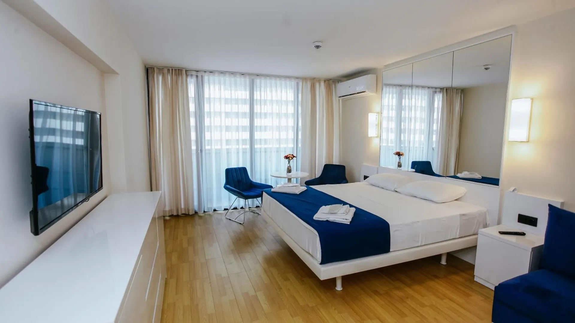 Comfortable Sea View Aparthotel In Orbi City Batumi
